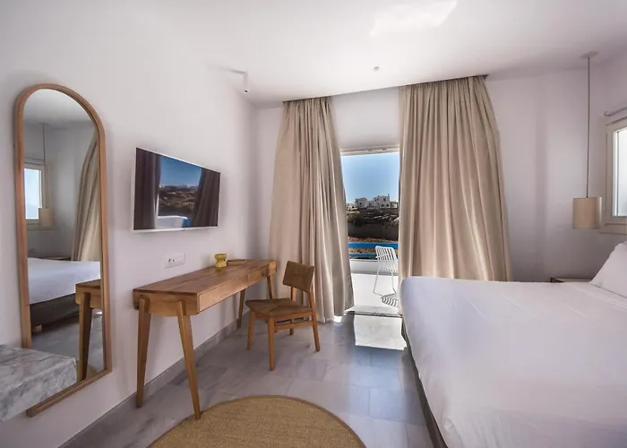 San Antonio Summerland Mykonos Town